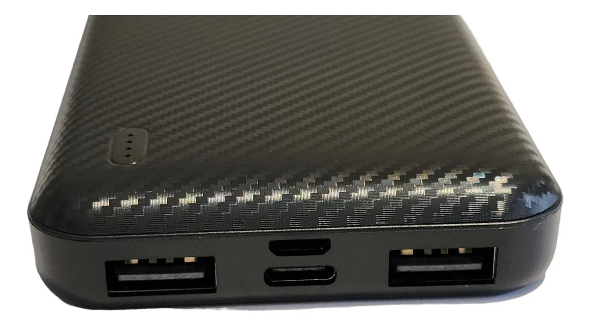 Power Bank Aiwa Cargador Portatil Usb Universal Paw-68 Color Negro